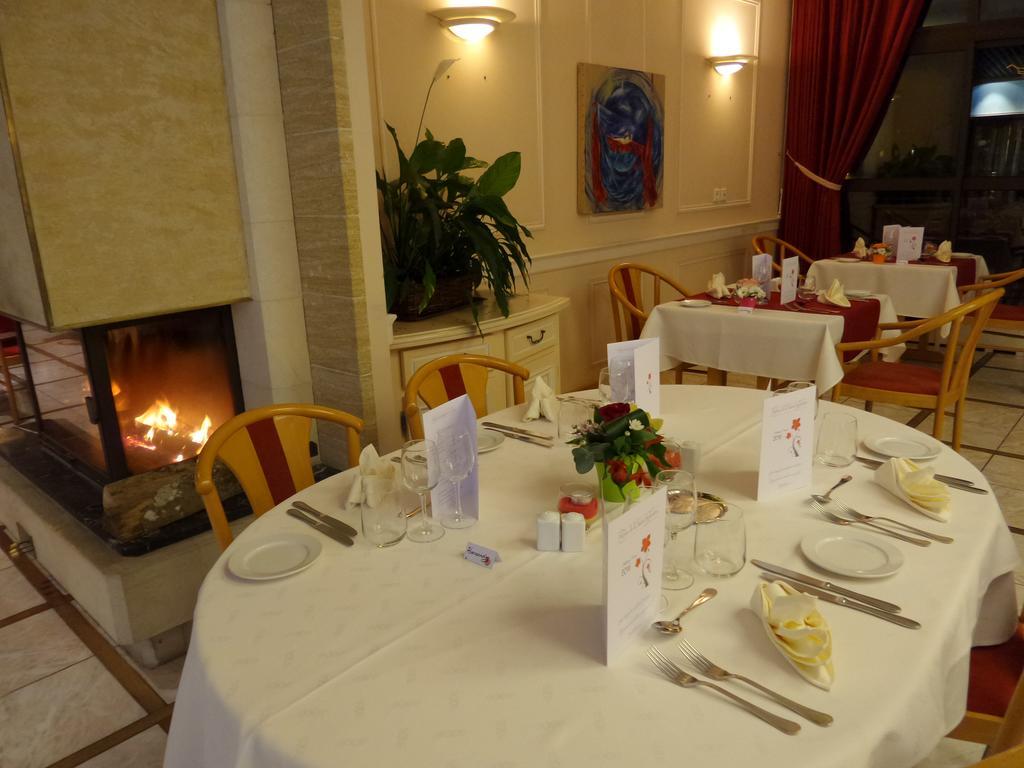 Jura Hotel Restaurant Le Panoramic サン・クロード エクステリア 写真