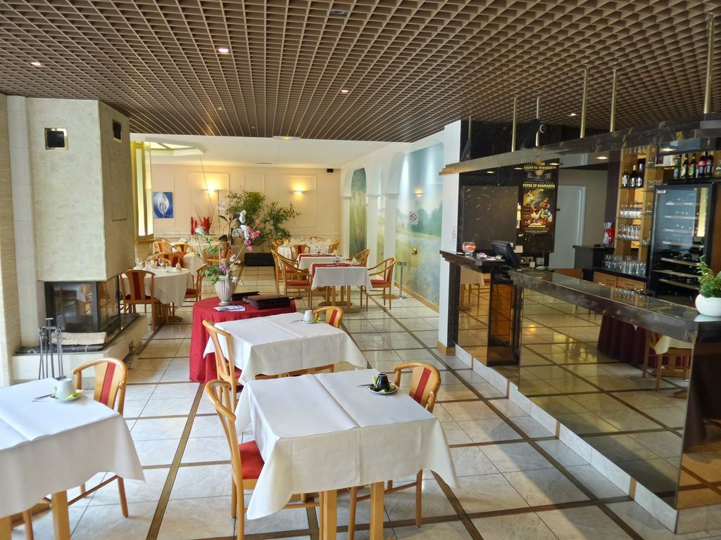 Jura Hotel Restaurant Le Panoramic サン・クロード エクステリア 写真