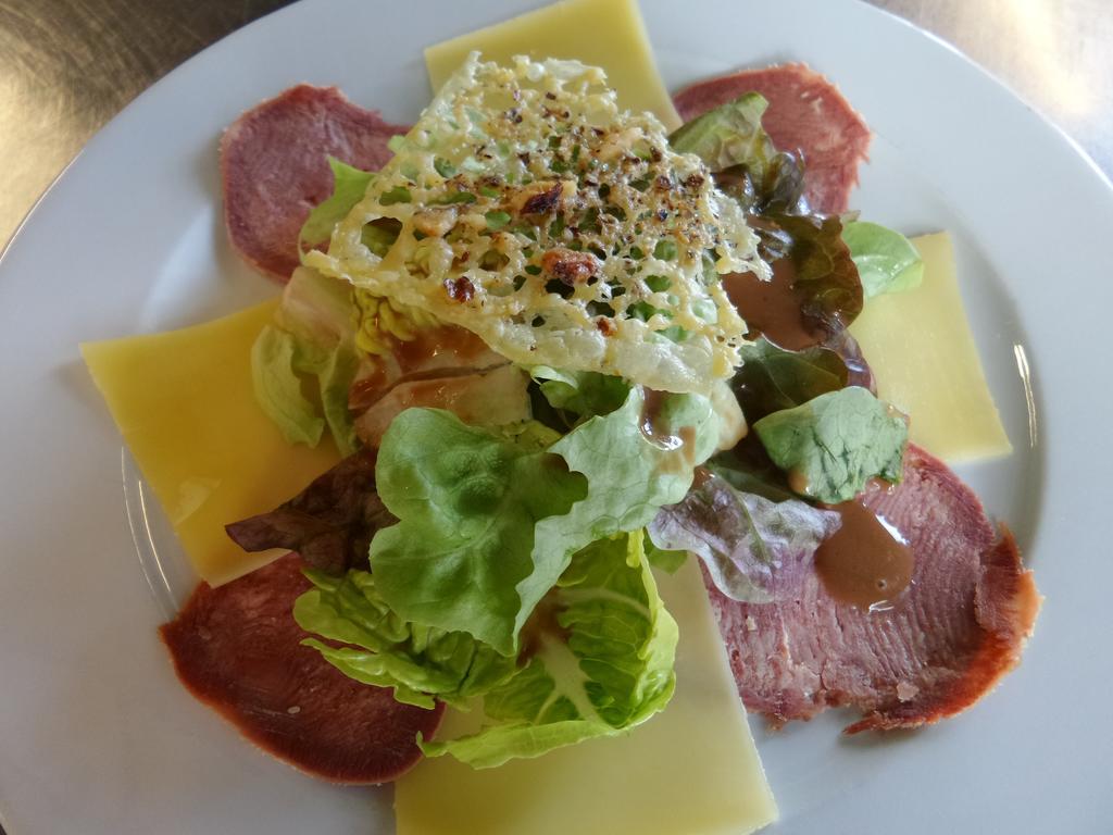 Jura Hotel Restaurant Le Panoramic サン・クロード エクステリア 写真
