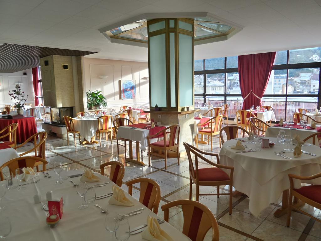 Jura Hotel Restaurant Le Panoramic サン・クロード エクステリア 写真