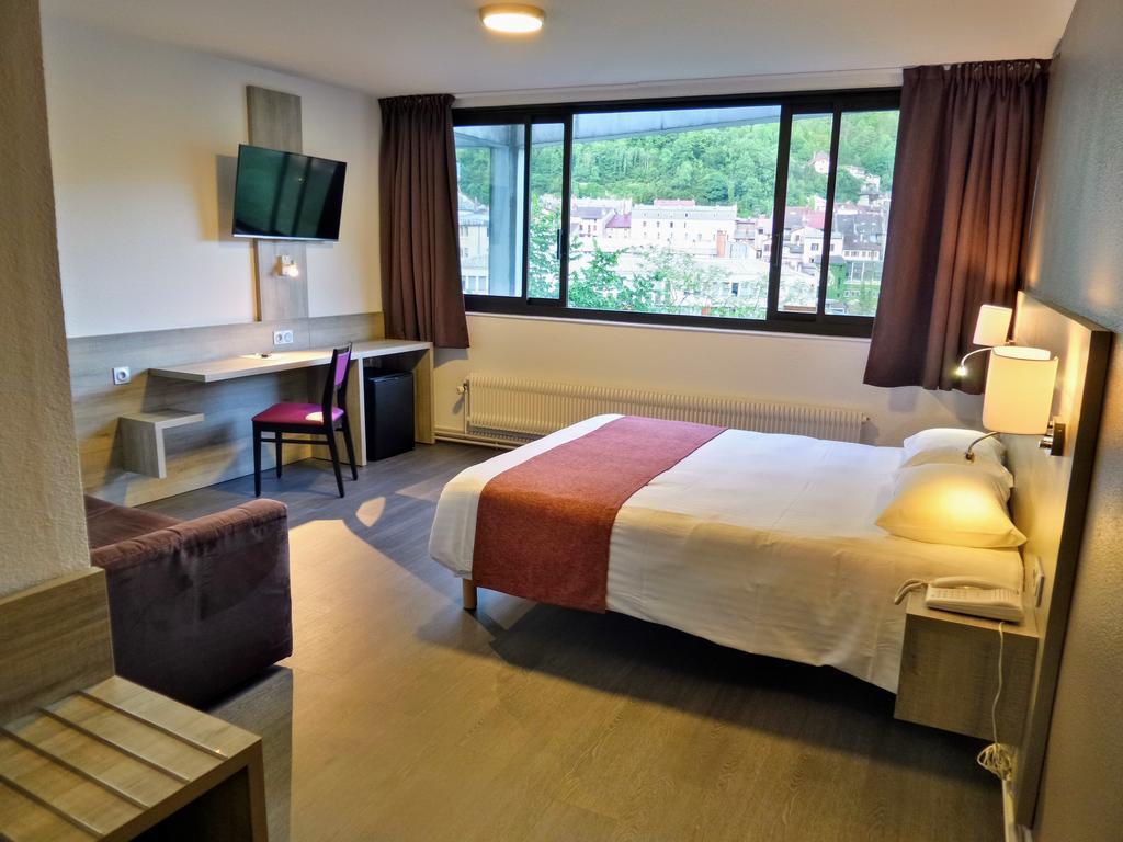 Jura Hotel Restaurant Le Panoramic サン・クロード エクステリア 写真